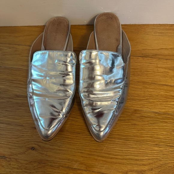 Halogen Silver Metallic Pointed Toe Mules Size 7 - Picture 3 of 11